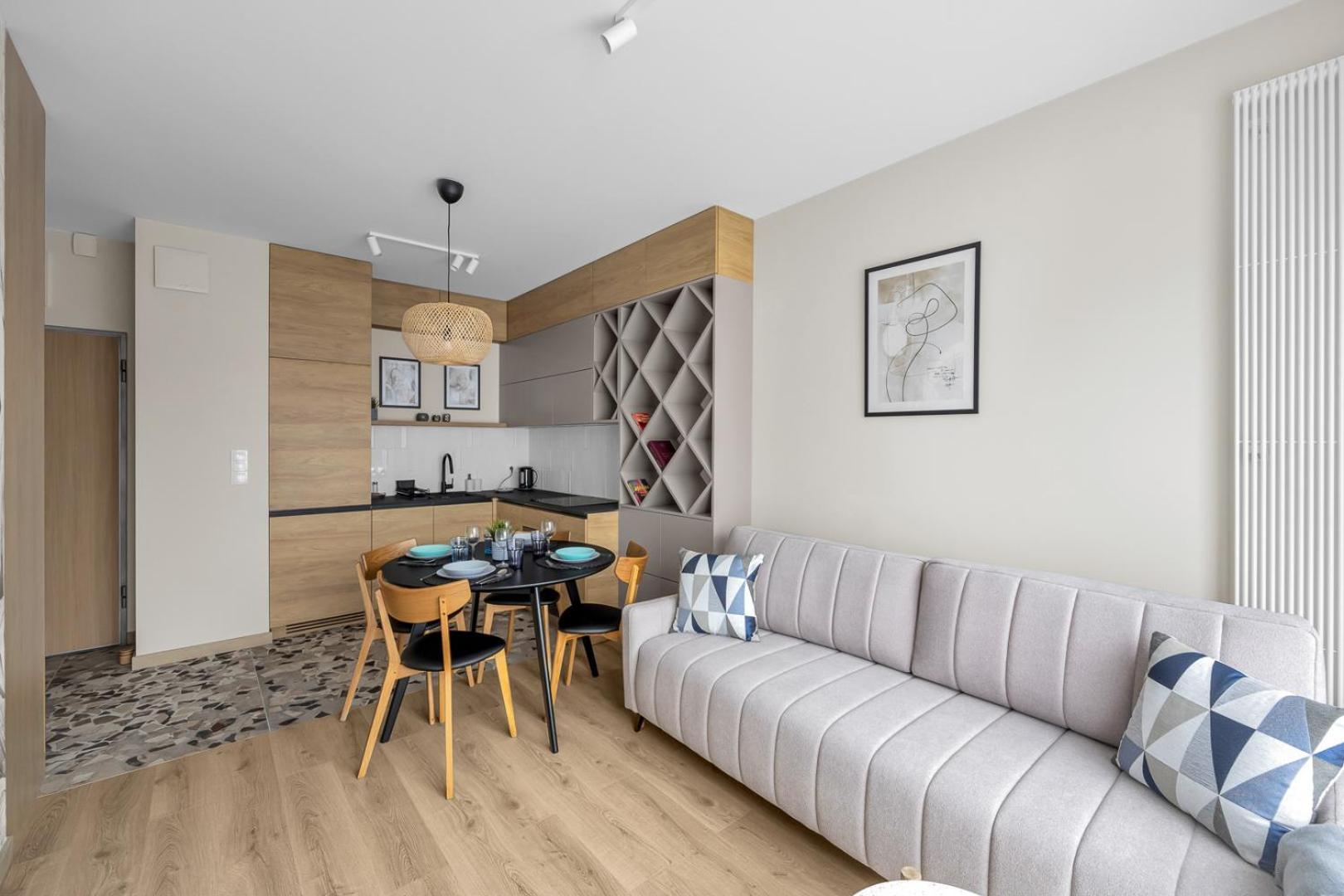 Apartament Airport - Parking & Balcony - By Rentujemy *